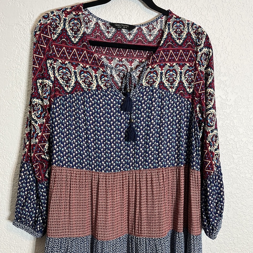 Urban Renewal boho mixed media 3/4 sleeve v-neck tassel tie midi dress Gypsy - Picture 2 of 13